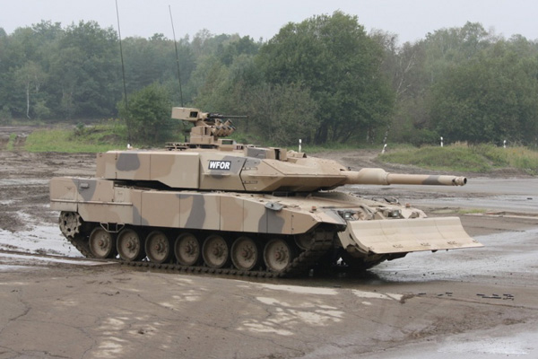 leopard_2a7_2.jpg