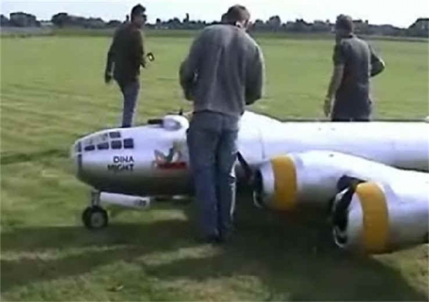 The Largest RC Model Airplane in the World