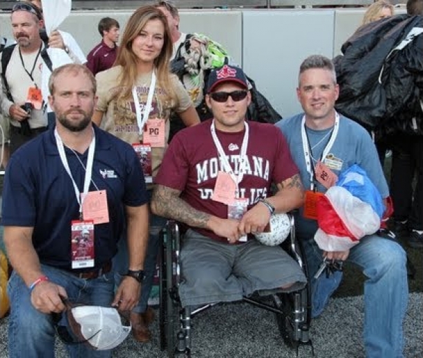 Navy Seal Honored by FROG-X Parachute Team